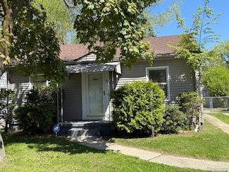 609 Buckingham Ave, Flint, MI 48507