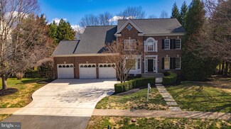 13548 Heritage Farms Dr, Gainesville, VA 20155