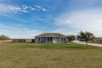 306 E Soyars Ave, Orange Grove, TX 78372