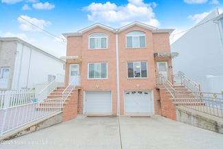 95 Burke Ave, Staten Island, NY 10314
