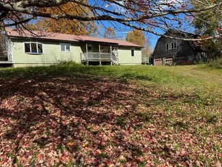 177 Highlander St, Greensboro, VT 05841