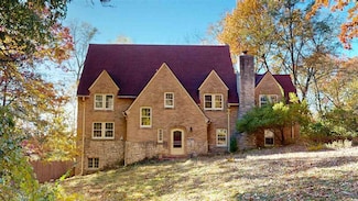 1675 Ridge Rd, Iowa City, IA 52245