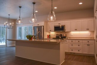 7709 Wisconsin 42 Unit 202, Egg Harbor, WI 54209