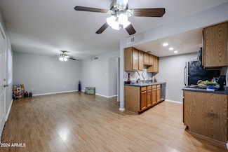 3402 N 32nd St Unit 141, Phoenix, AZ 85018
