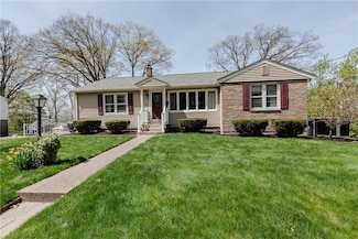 127 St Agnes Ave, Woonsocket, RI 02895