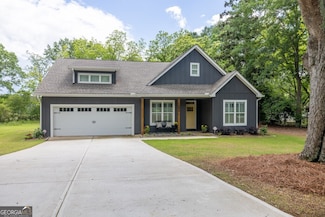399 Chestnut St, Social Circle, GA 30025