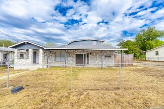 2947 Navajo St, San Antonio, TX 78211