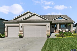 1307 Ridge Rd, Hickman, NE 68372