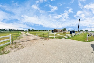 801 Williams Rd, East Bernard, TX 77435