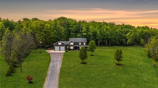 13 Colony Ct, Attica, NY 14011