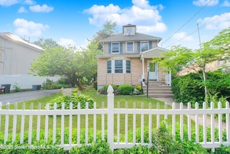 4173 Amboy Rd, Staten Island, NY 10308