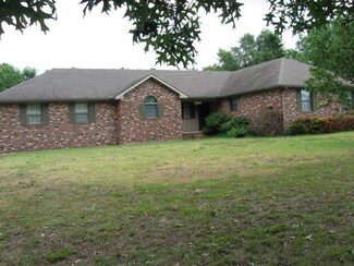 503 S Dittman St, Frontenac, KS 66763