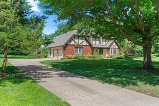 16100 Riggs Rd, Stilwell, KS 66085