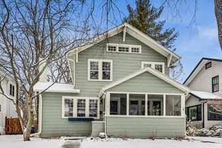 251 Wood Ct, Wilmette, IL 60091