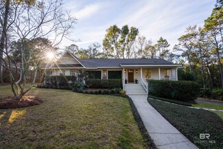 417 Patlynn Dr, Fairhope, AL 36532