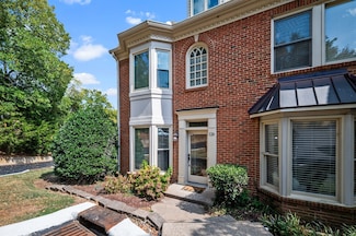 126 Forest Place Cir, Nashville, TN 37215