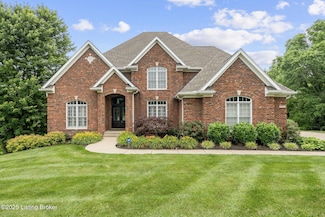 1701 Sylvan Cir, Goshen, KY 40026
