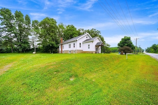 13060 Broadway Rd, Three Rivers, MI 49093