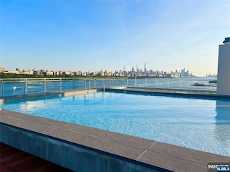 1000 Portside Dr Unit 1102, Edgewater, NJ 07020