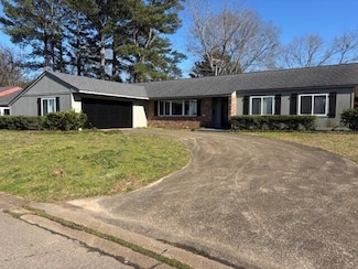 704 Forrest Blvd, Columbus, MS 39702
