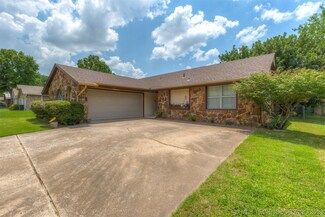 1001 W Lansing St, Broken Arrow, OK 74012