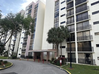 16909 N Bay Rd Unit 111, Sunny Isles Beach, FL 33160