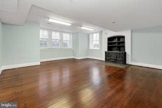 10 W Madison St, Baltimore, MD 21201