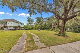 1310 Kensington Dr, Biloxi, MS 39530