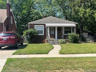 14722 Lydia Ave, Eastpointe, MI 48021