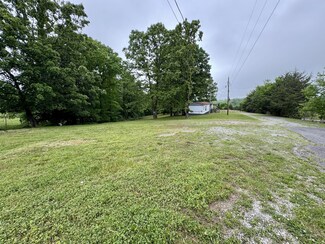 797 Sheehy Rd, Mc Ewen, TN 37101