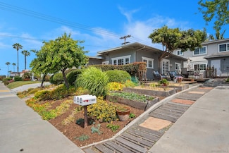 1971 Ebers St, San Diego, CA 92107