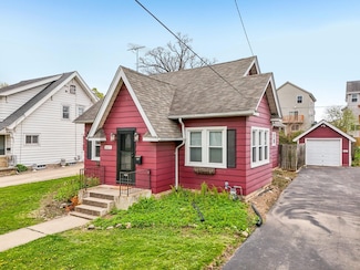 1117 Motor Ave, Waukesha, WI 53188