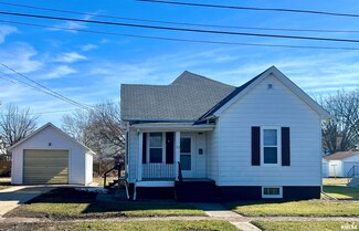 57 S Whitesboro St, Galesburg, IL 61401