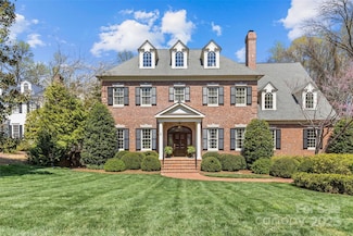 3925 Silver Bell Dr, Charlotte, NC 28211