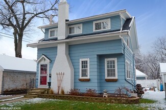 64 S Fordham Ave, Aurora, IL 60506