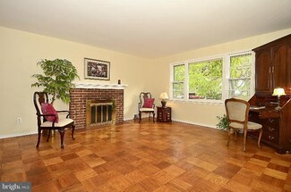 7526 Jervis St, Springfield, VA 22151