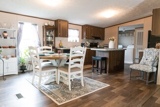 112 Richard Dr, Pataskala, OH 43062