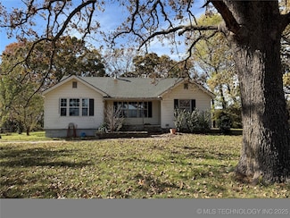 22601 S 690 Rd, Wyandotte, OK 74370