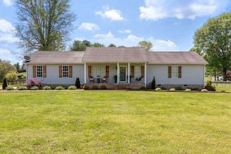 419 Lake Cir, Columbia, TN 38401