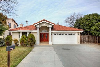 19171 Phil Ln, Cupertino, CA 95014