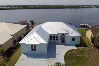 3772 Peace River Dr, Punta Gorda, FL 33983