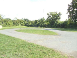 901 W College St, Pulaski, TN 38478