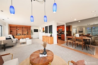 1301 Spring St Unit 10F, Seattle, WA 98104