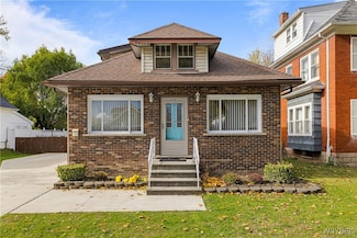 246 78th St, Niagara Falls, NY 14304