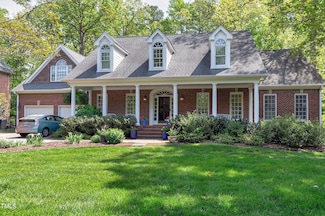 300 Bordeaux Ln, Cary, NC 27511