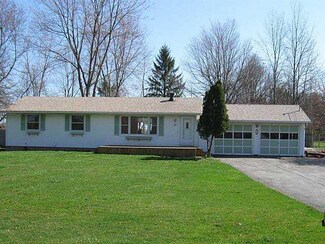 1320 Redman Rd, Hamlin, NY 14464