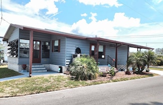 370 53rd Ave N Unit 561, Saint Petersburg, FL 33703