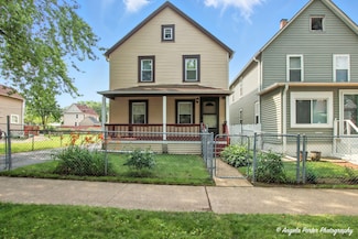 537 Cummings Ave, Waukegan, IL 60085