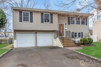 206 Lodi Ave, Metuchen, NJ 08840