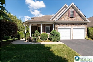 49 Inverness Ln, Easton, PA 18045